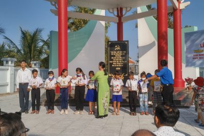 Hoạt động về nguồn của Liên đội trường Tiểu học Võ Văn Kiệt